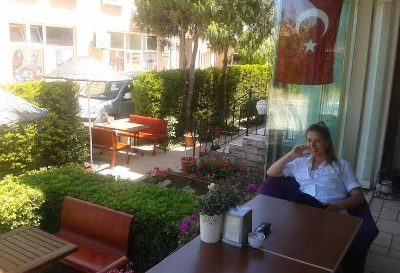 Akpinar Otel Cesme