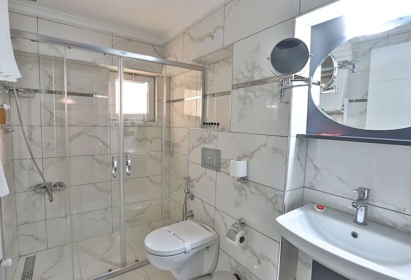 Общежитие Azra Suite Otel