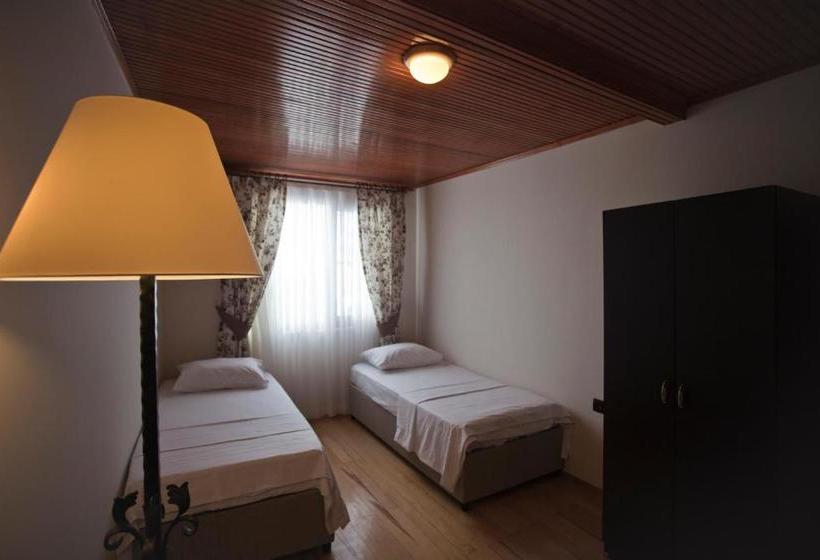 Veni Vidi Dormi Hostel