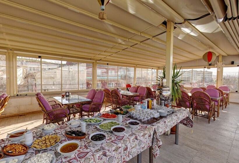 تختخواب و صبحانه Hikmet's House