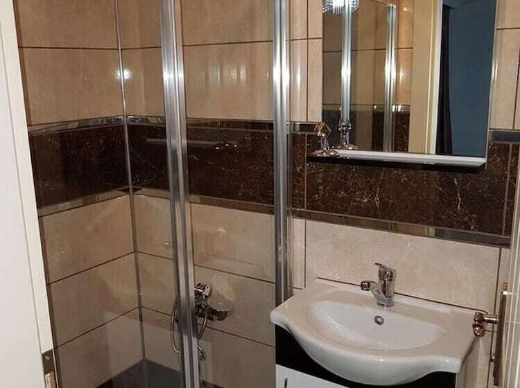 ベッドアンドブレックファースト Karadeniz Pansiyon