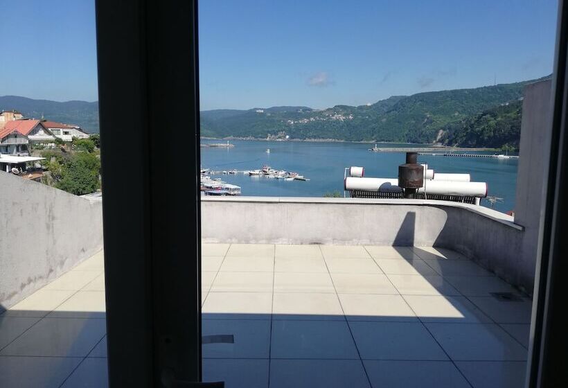 مبيت وإفطار Karadeniz Pansiyon