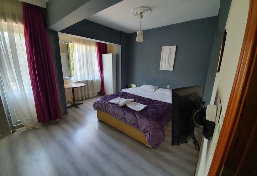 Bed and Breakfast Karya