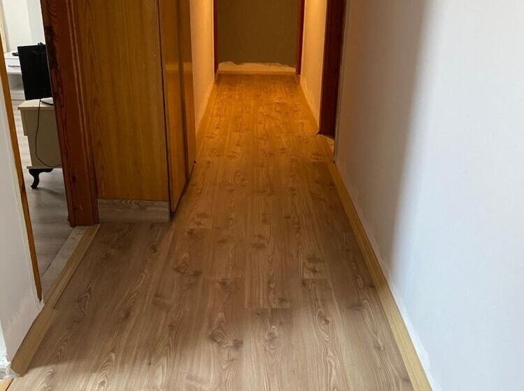 تختخواب و صبحانه Karya