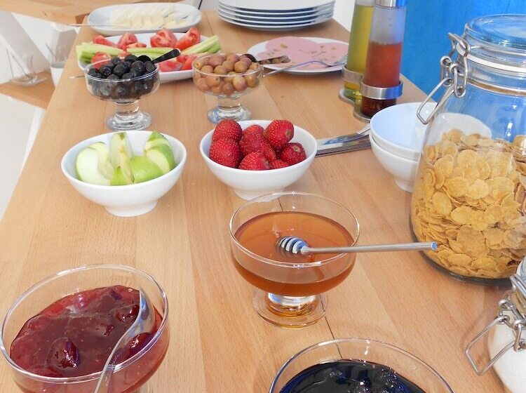 تختخواب و صبحانه Manta Alacati