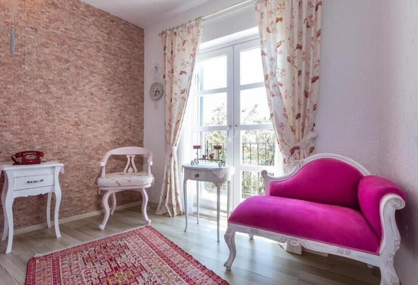 Chigdem Hotel Special Category