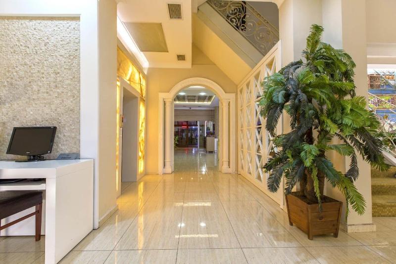 Grand Saatcioglu Otel