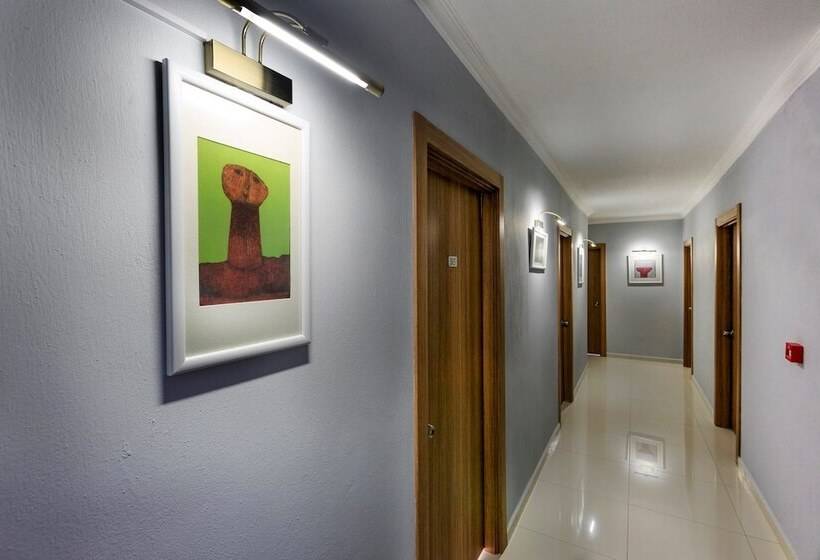 בית מלון כפרי Agz