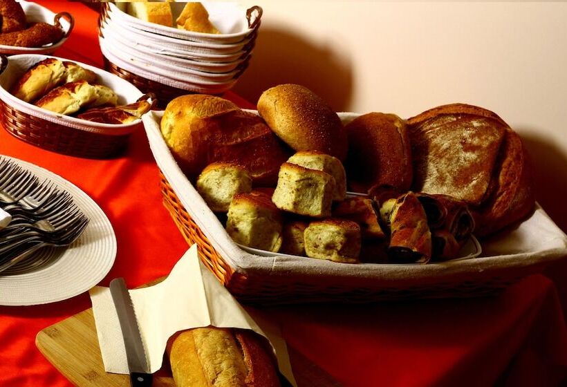 בית מלון כפרי Apameia