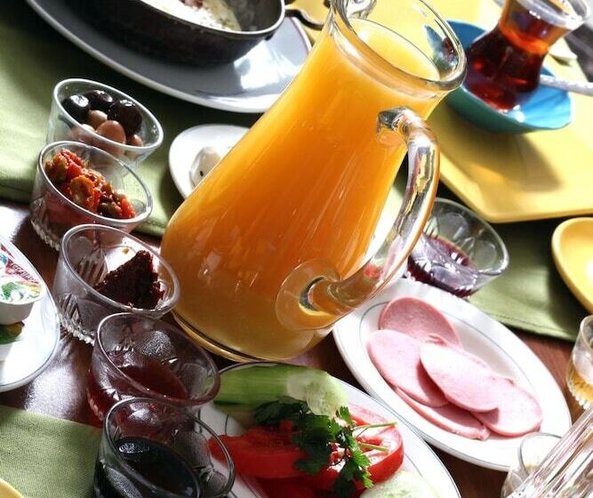 בית מלון כפרי Apameia