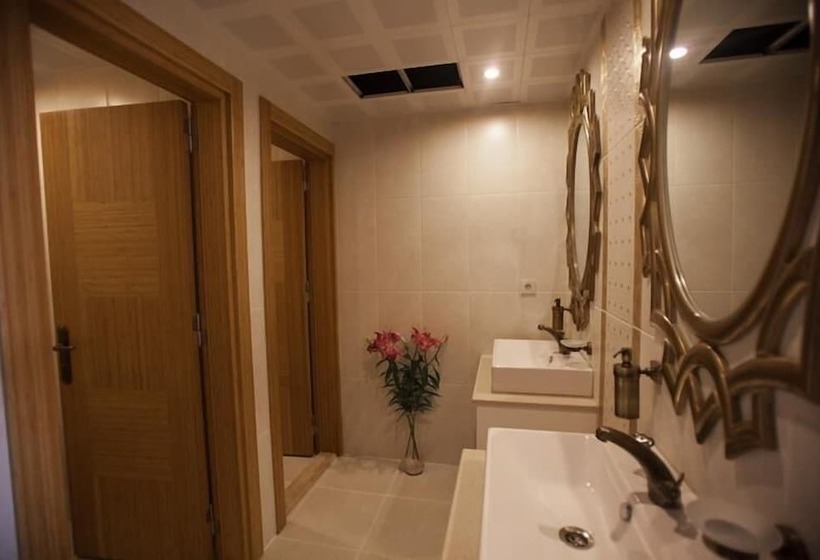 בית מלון כפרי Aysima