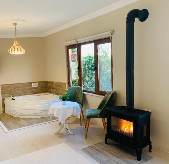 בית מלון כפרי Beyaz Ev Agva  Adult Only +15