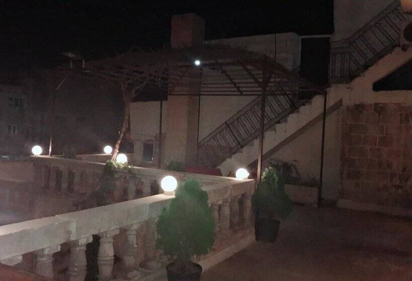 هتل Beyzade Konak