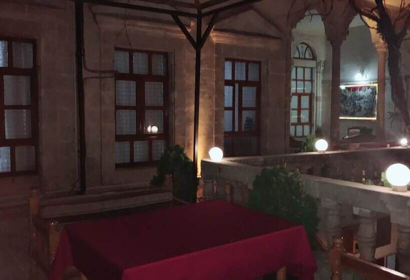 هتل Beyzade Konak