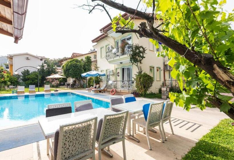 호텔 Dedeminn Garden