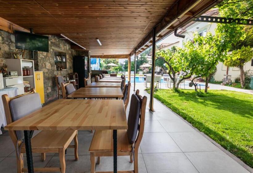 호텔 Dedeminn Garden