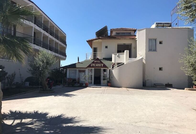 호텔 Derby