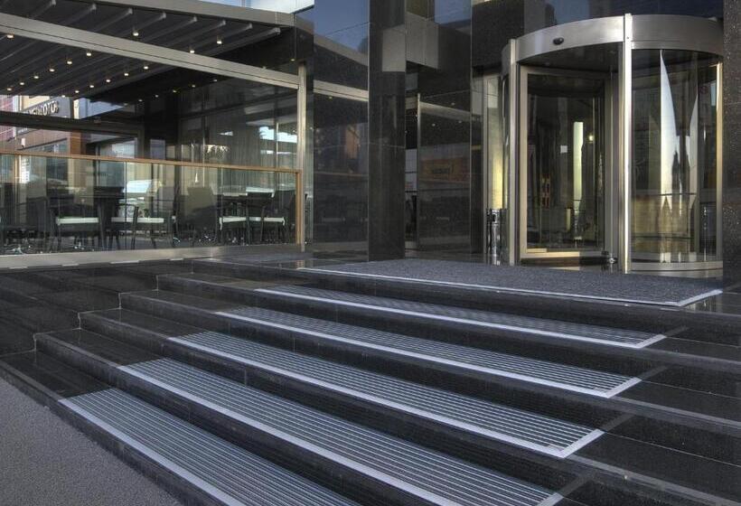 בית מלון כפרי Fesa Business