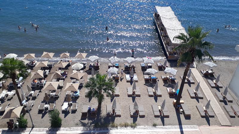 Honeymoon Beach Otel