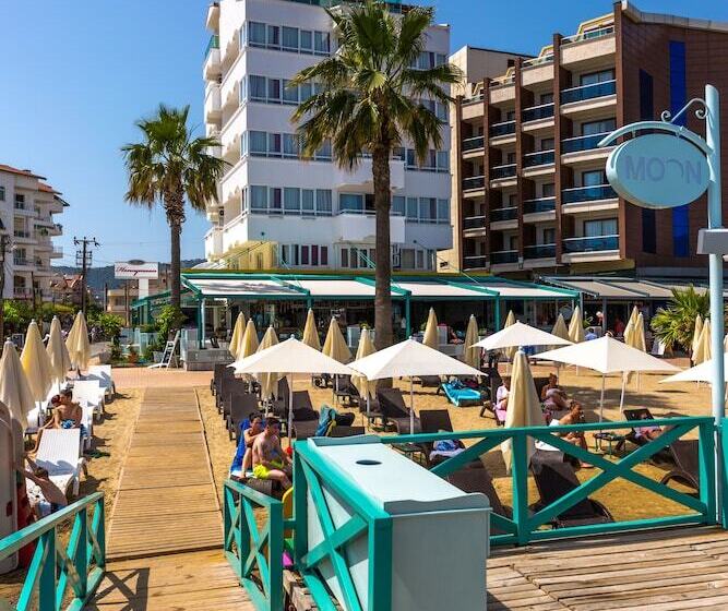 Honeymoon Beach Otel