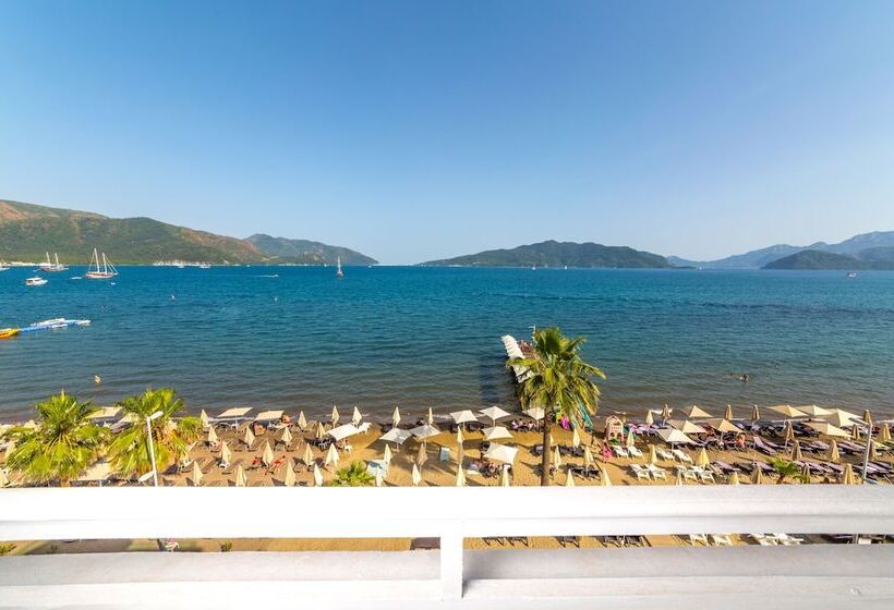 Honeymoon Beach Otel