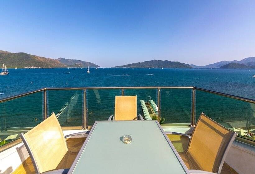 Honeymoon Beach Otel