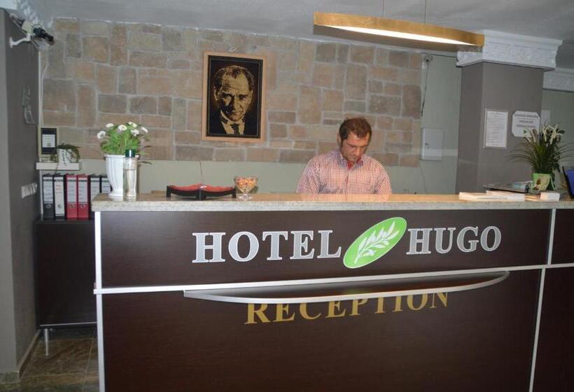 Отель Hugo