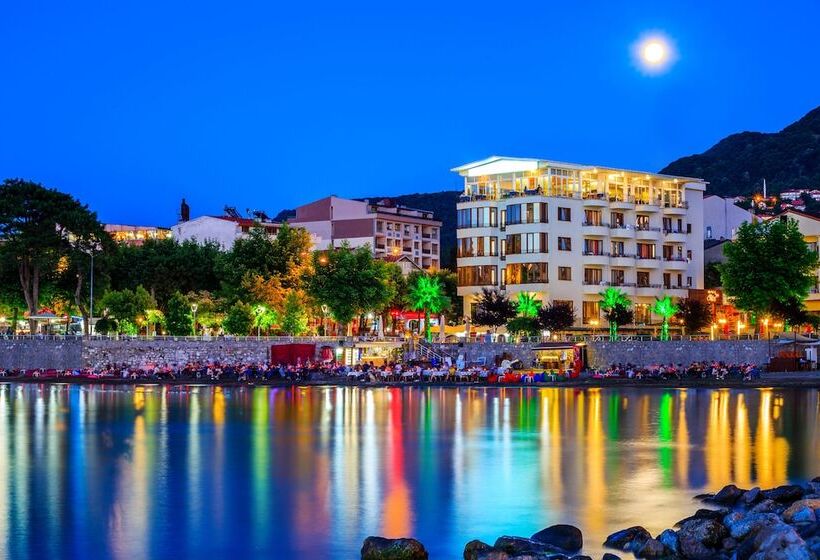 בית מלון כפרי Isikaltin