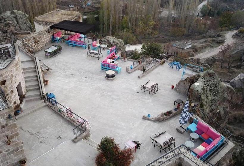 فندق Kapadokya Ihlara Konaklari & Caves