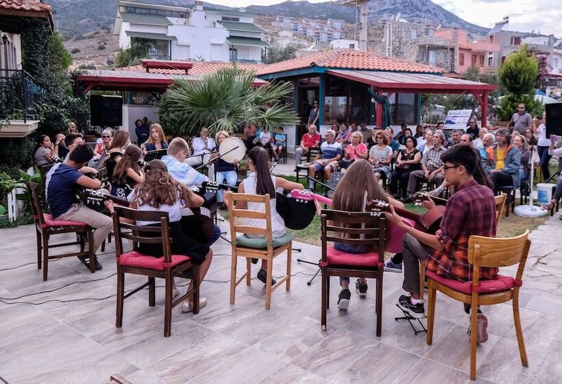 호텔 Karaburun Konak