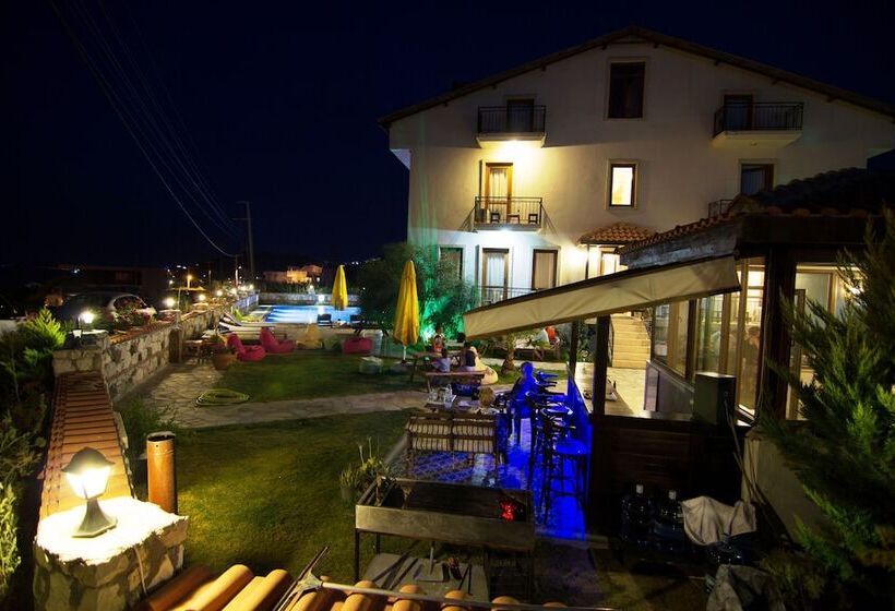 호텔 Karaburun Konak