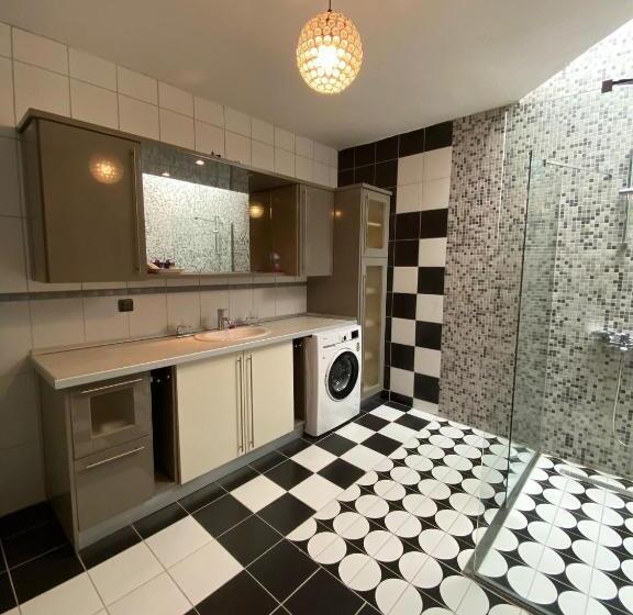 בית מלון כפרי Kefi Beach & Suites