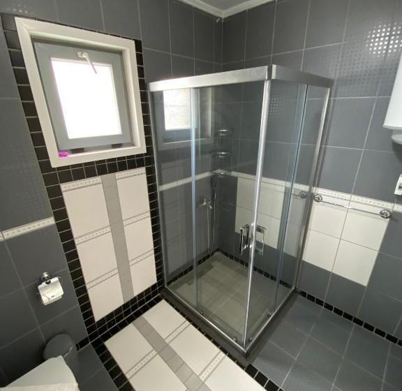 בית מלון כפרי Kefi Beach & Suites