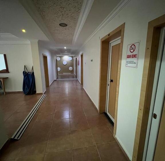 Отель Köprücü