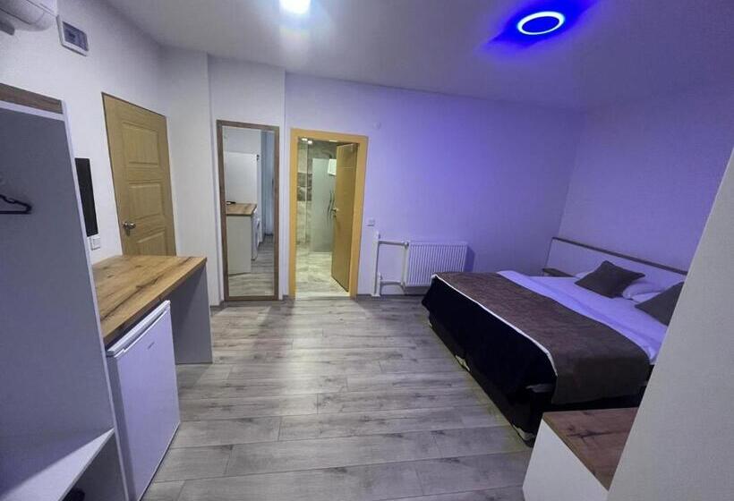 Отель Köprücü