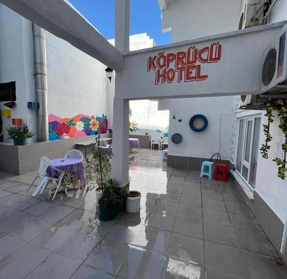 Отель Köprücü