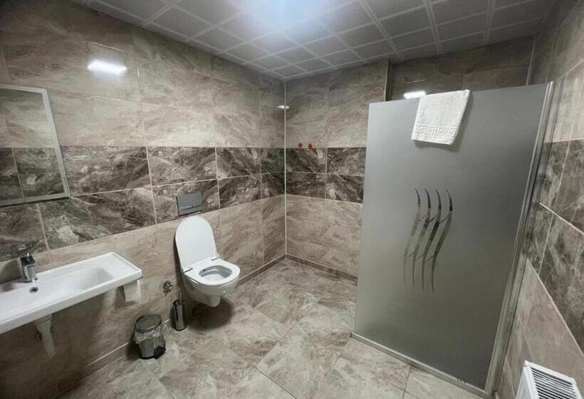 Отель Köprücü