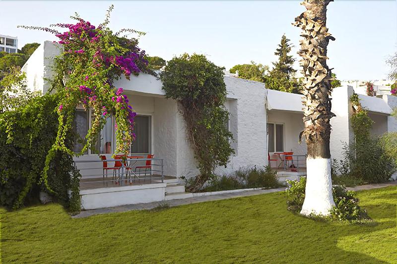 בית מלון כפרי Meteor Beach