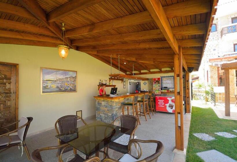 בית מלון כפרי My Marina Select