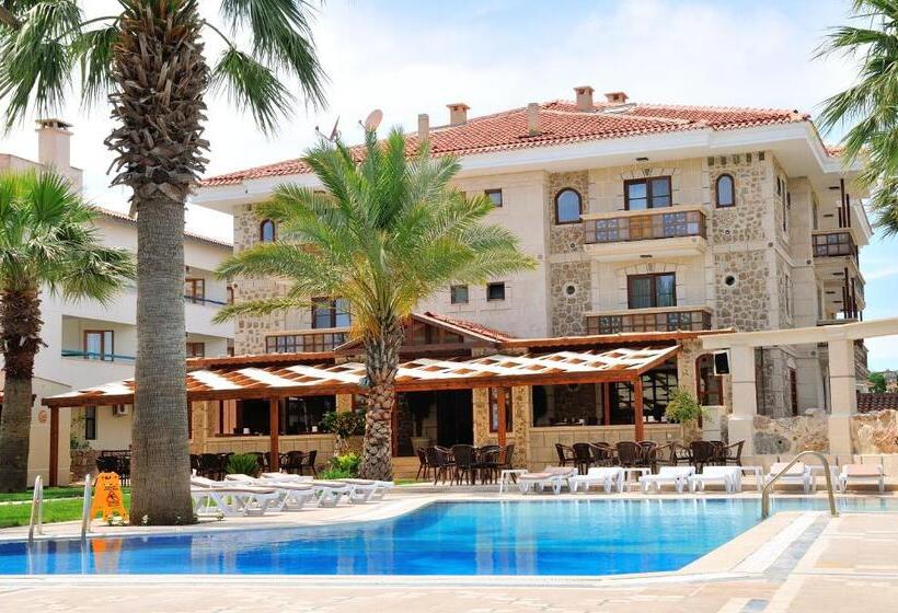 בית מלון כפרי My Marina Select