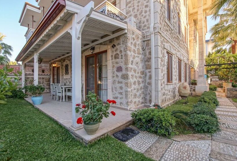 בית מלון כפרי My Marina Select