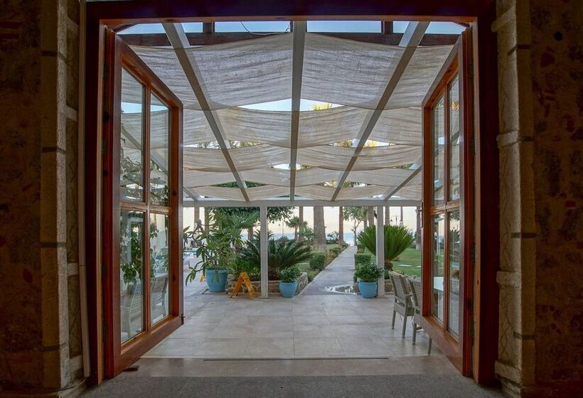 בית מלון כפרי My Marina Select