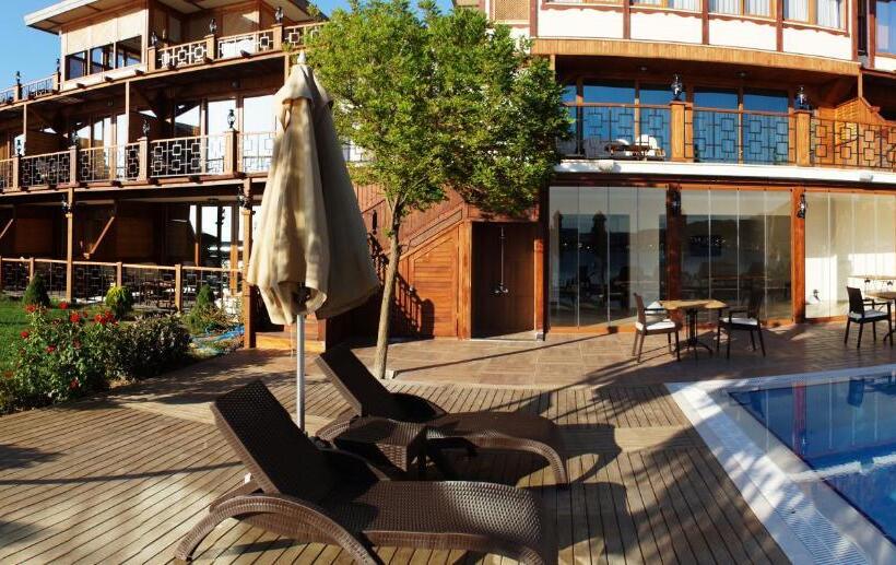 酒店 Phellos Suites