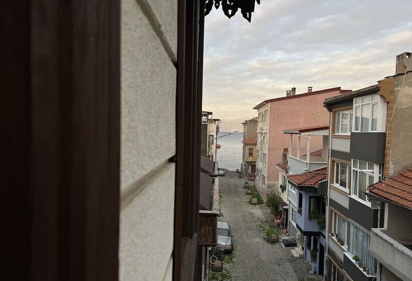 La Fontaine Butik Otel