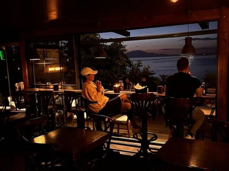 Miro Mara Boutique Hotel & Lounge Bar