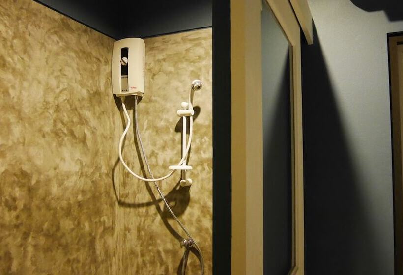 فندق صغير Amity Poshtel