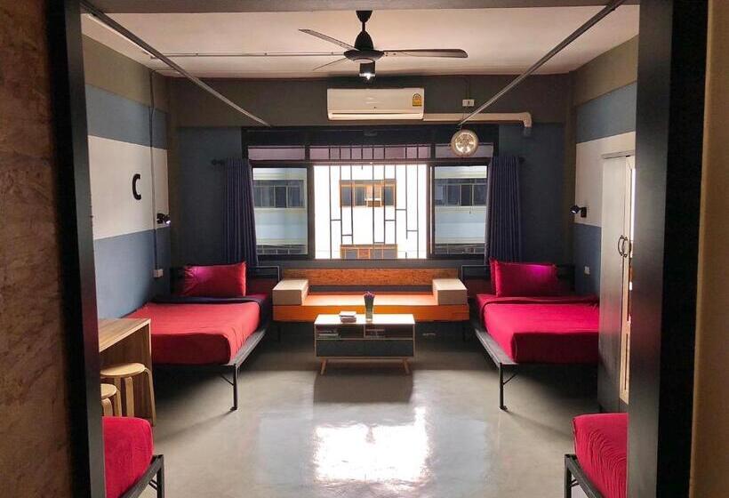 فندق صغير Amity Poshtel