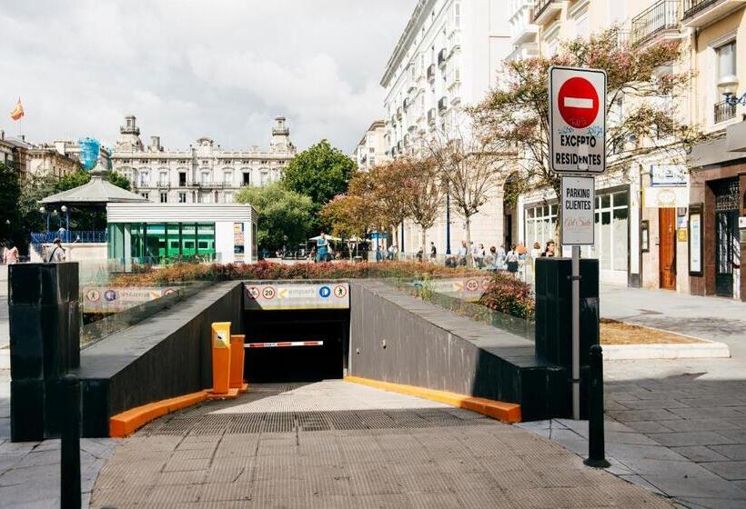 Apartamentos Art Suite Santander