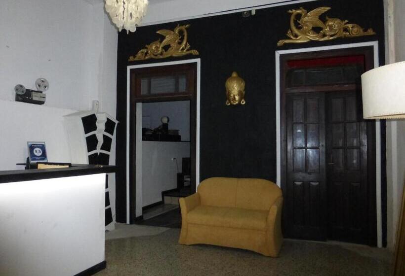 Bardot Hostel