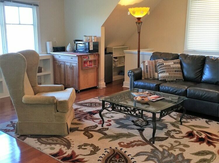 مبيت وإفطار Arbor House Of Black Mountain